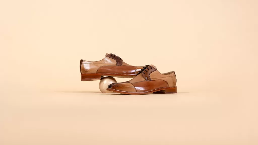 Online Leonardo 45 Derby